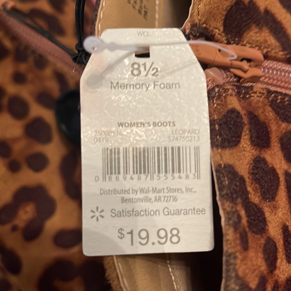 Boots - Picture 6 of 6